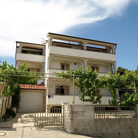 Apartments Biserka Rab Town Luaran gambar