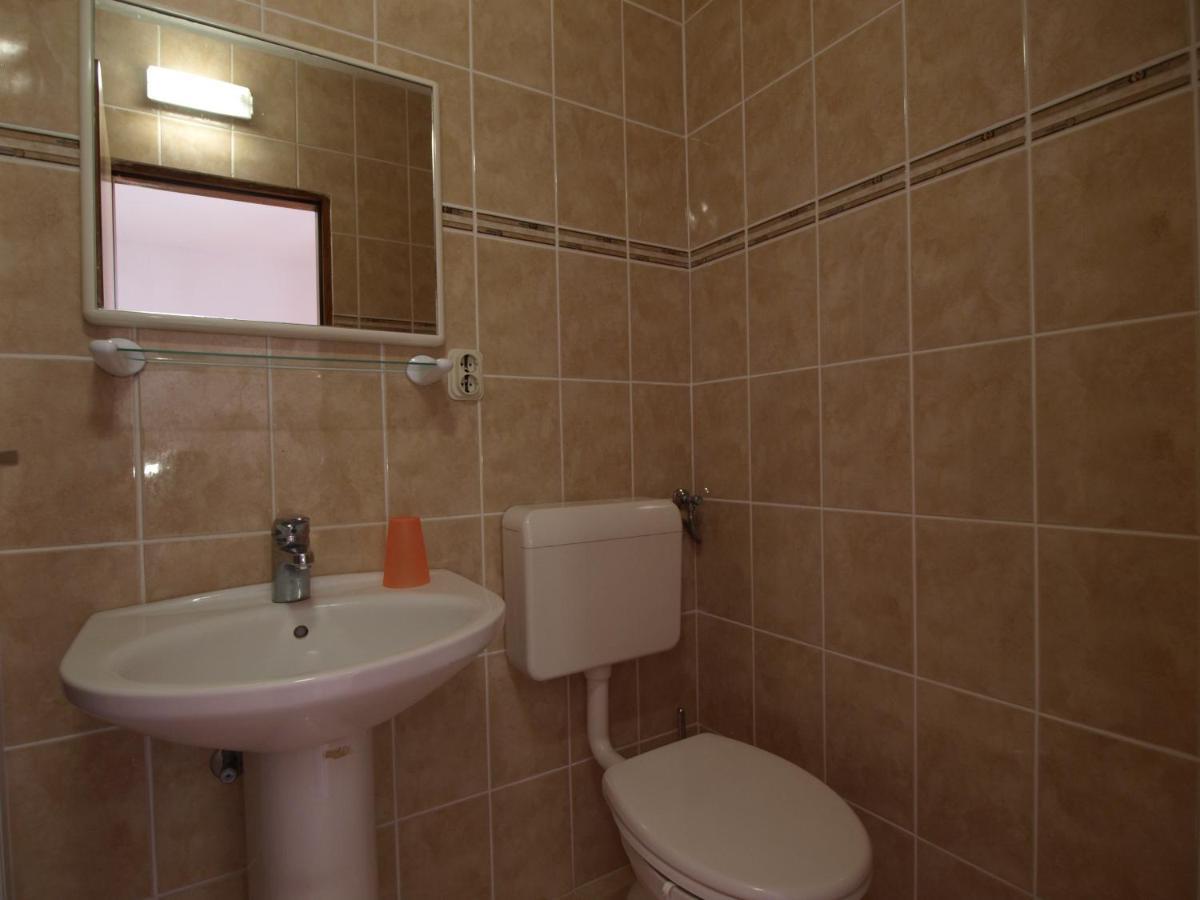 Apartments Biserka Rab Town Luaran gambar