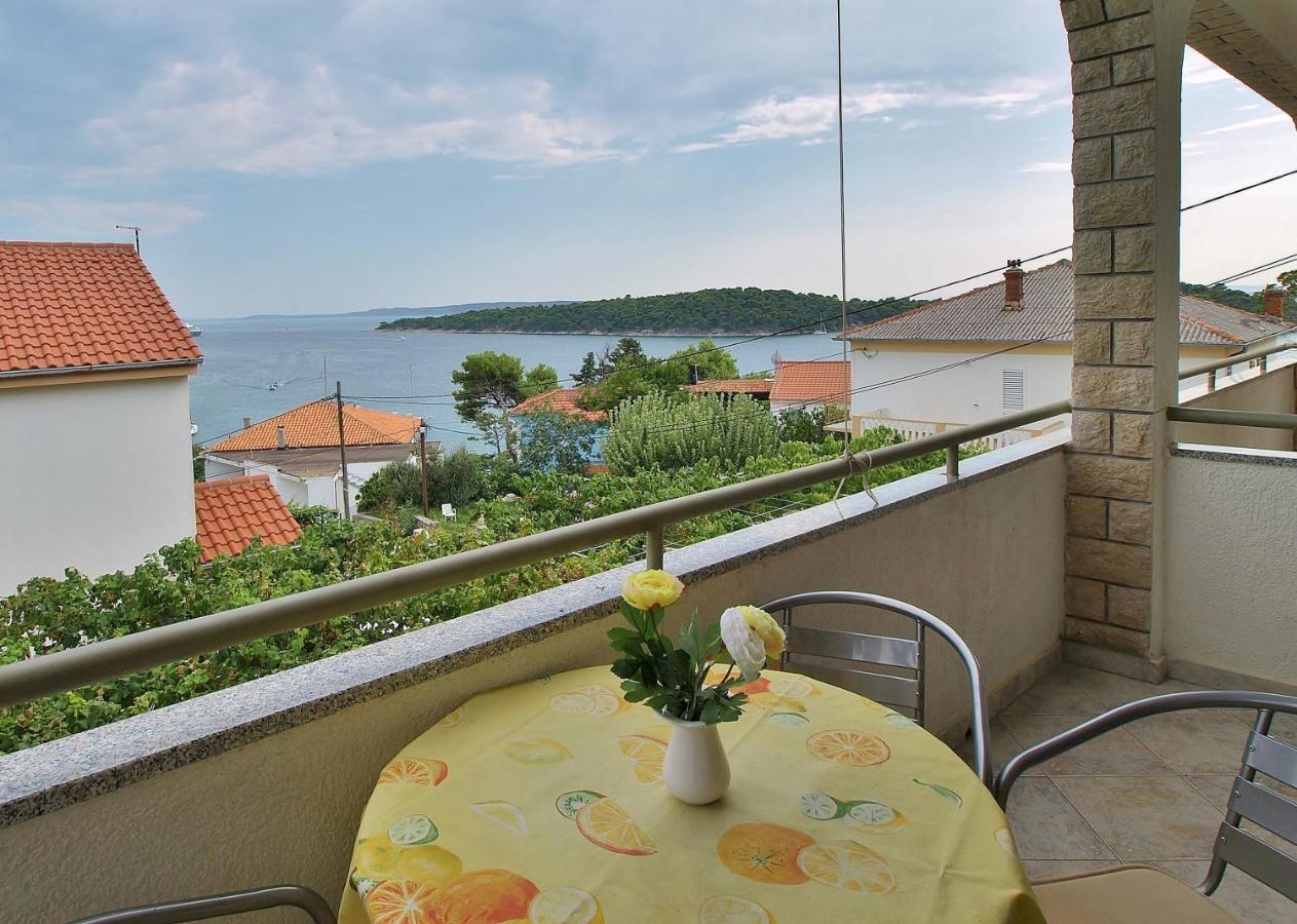 Apartments Biserka Rab Town Luaran gambar