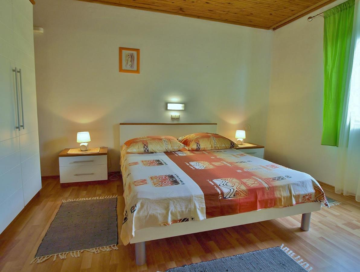 Apartments Biserka Rab Town Luaran gambar