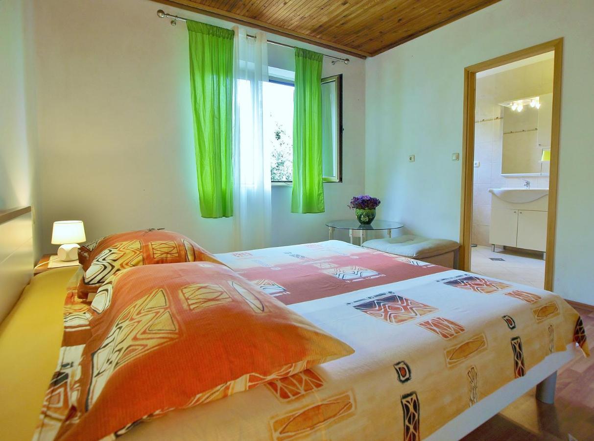 Apartments Biserka Rab Town Luaran gambar