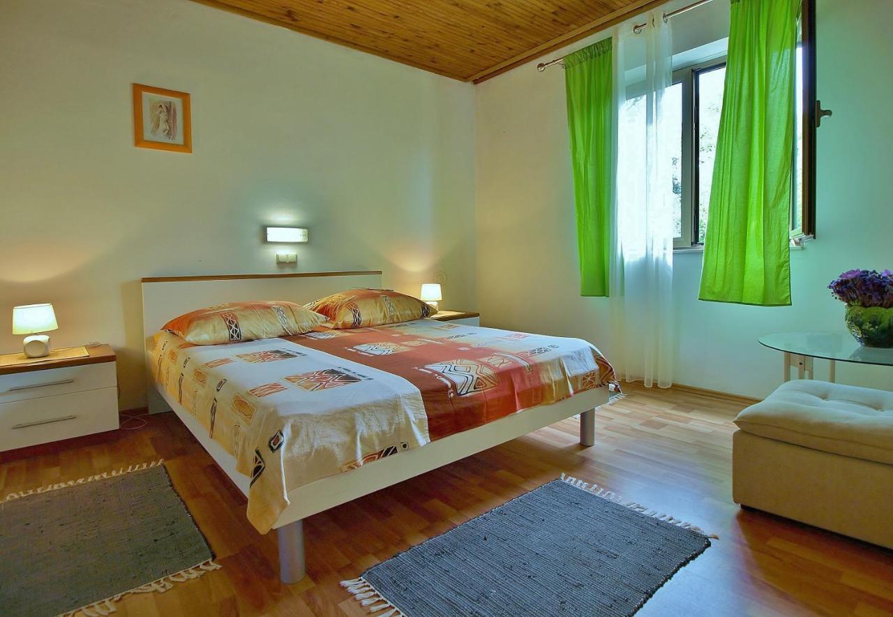 Apartments Biserka Rab Town Luaran gambar