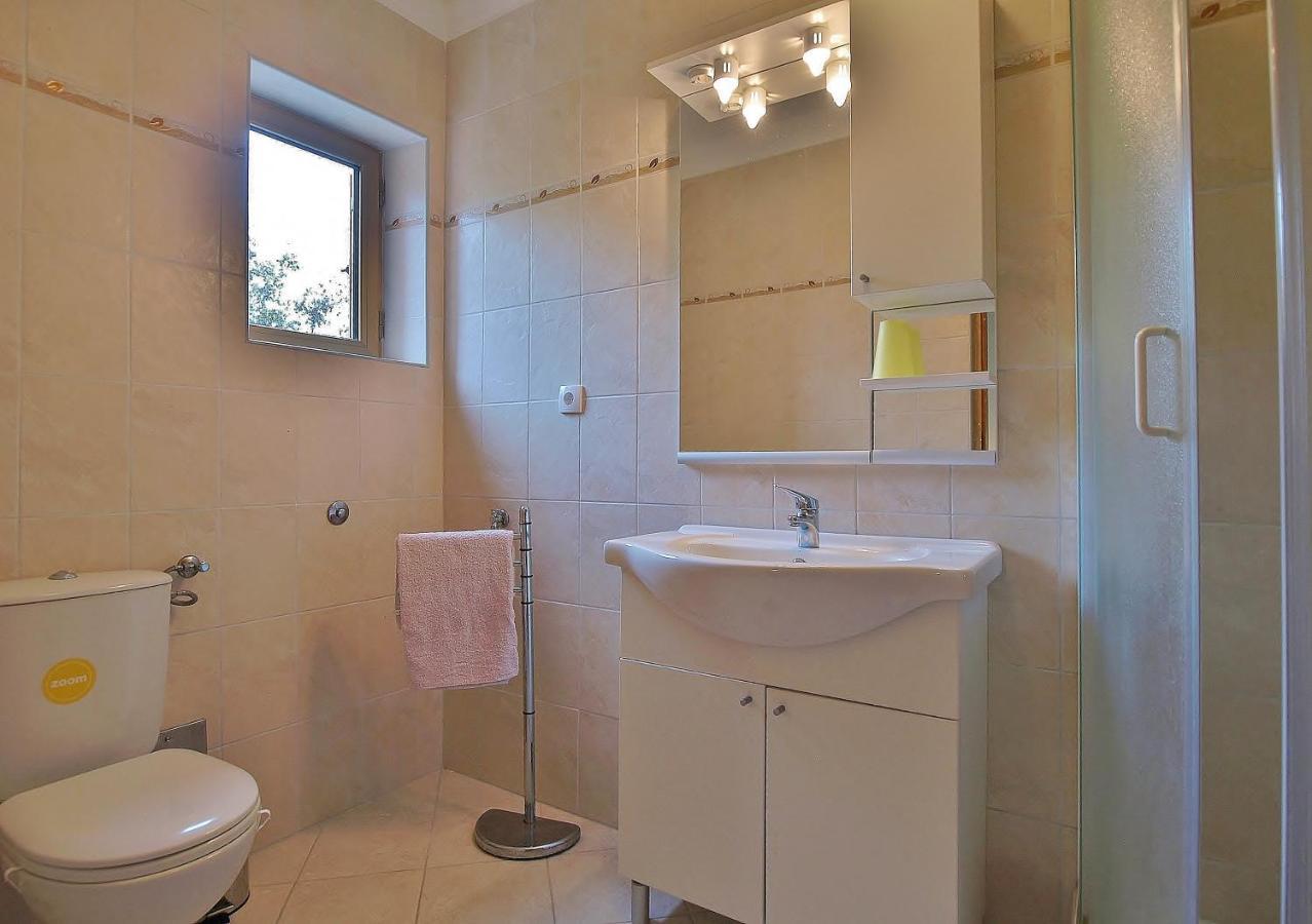 Apartments Biserka Rab Town Luaran gambar